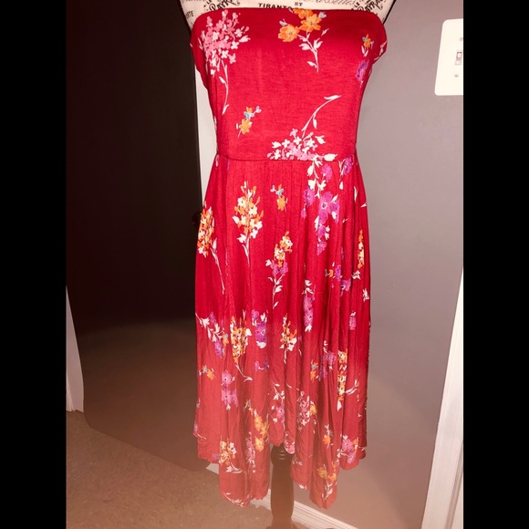 Express Dresses & Skirts - Strapless Summer Dress